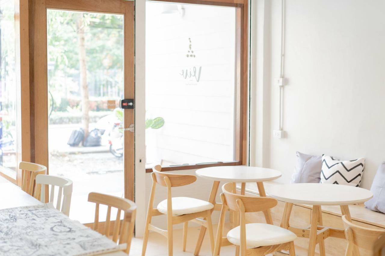 Viv Hometel&Cafe Чиангмай Экстерьер фото
